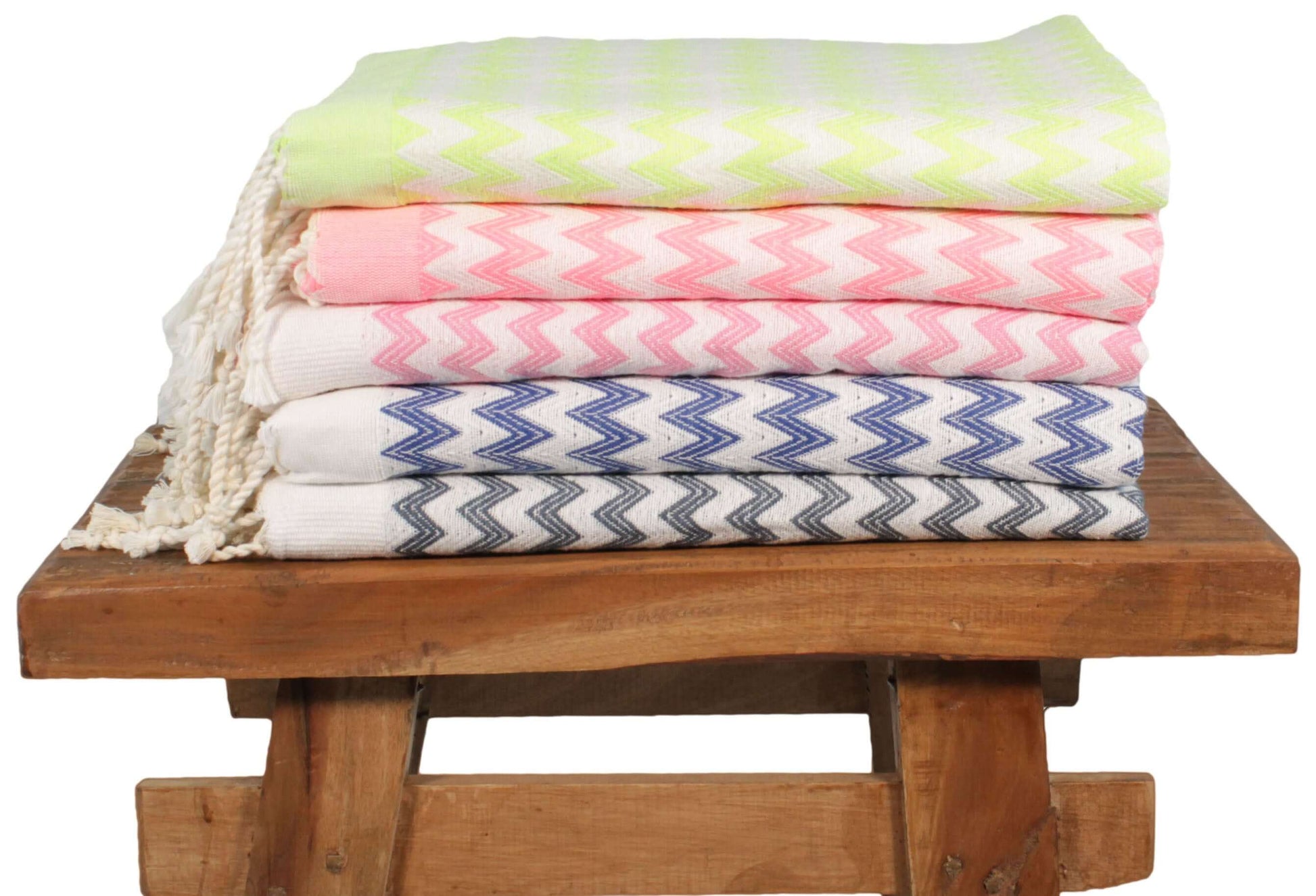 Fouta Zick Zack - Splendite Hamamtuch und Strandtuch Auswahl auf Hocker